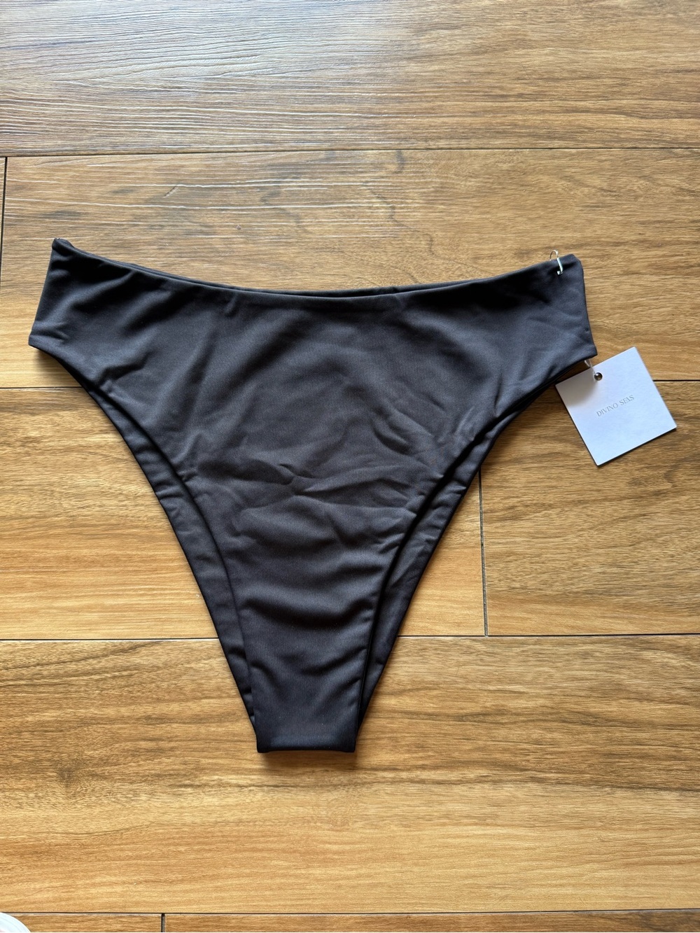 Divino Seas Black High Cut Bikini Bottom Size Large NWT